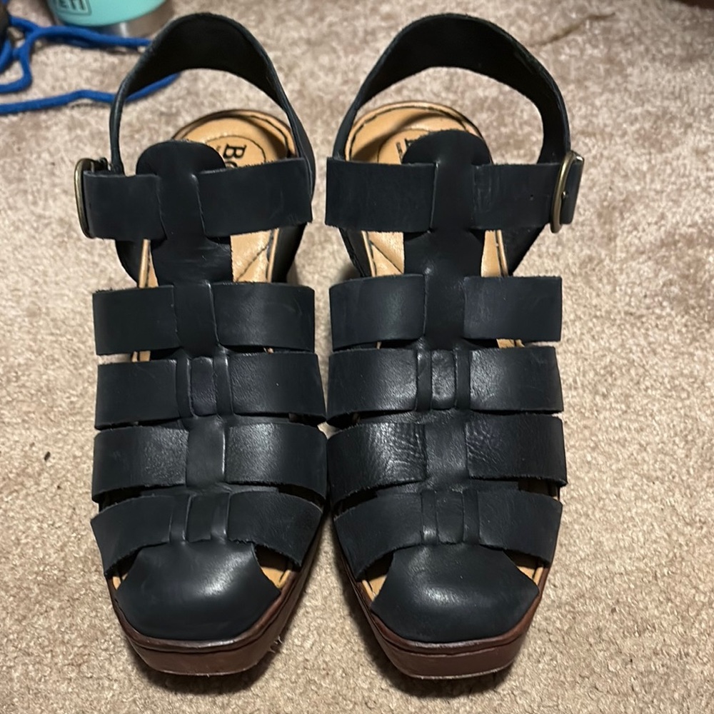 Born Black Leather HartleyWomen's Sandals